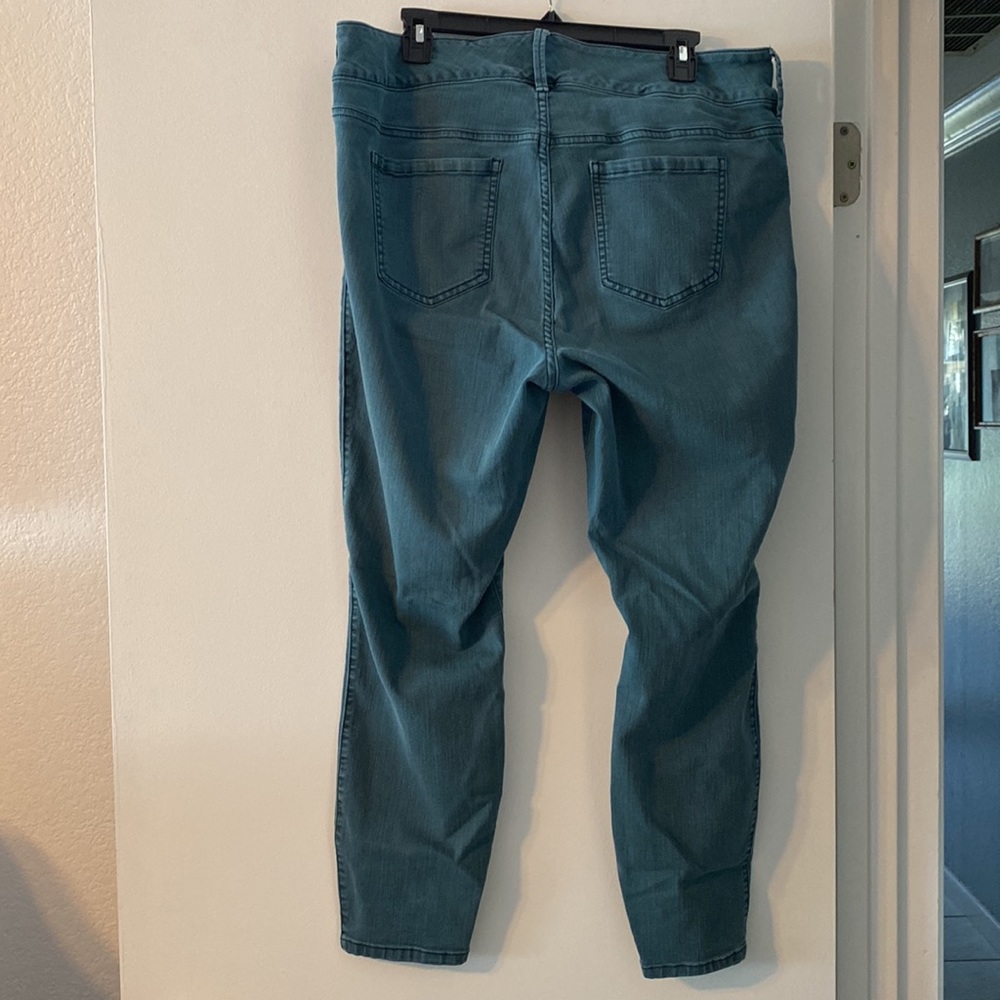 Torrid Jeans - Picture 3 of 5